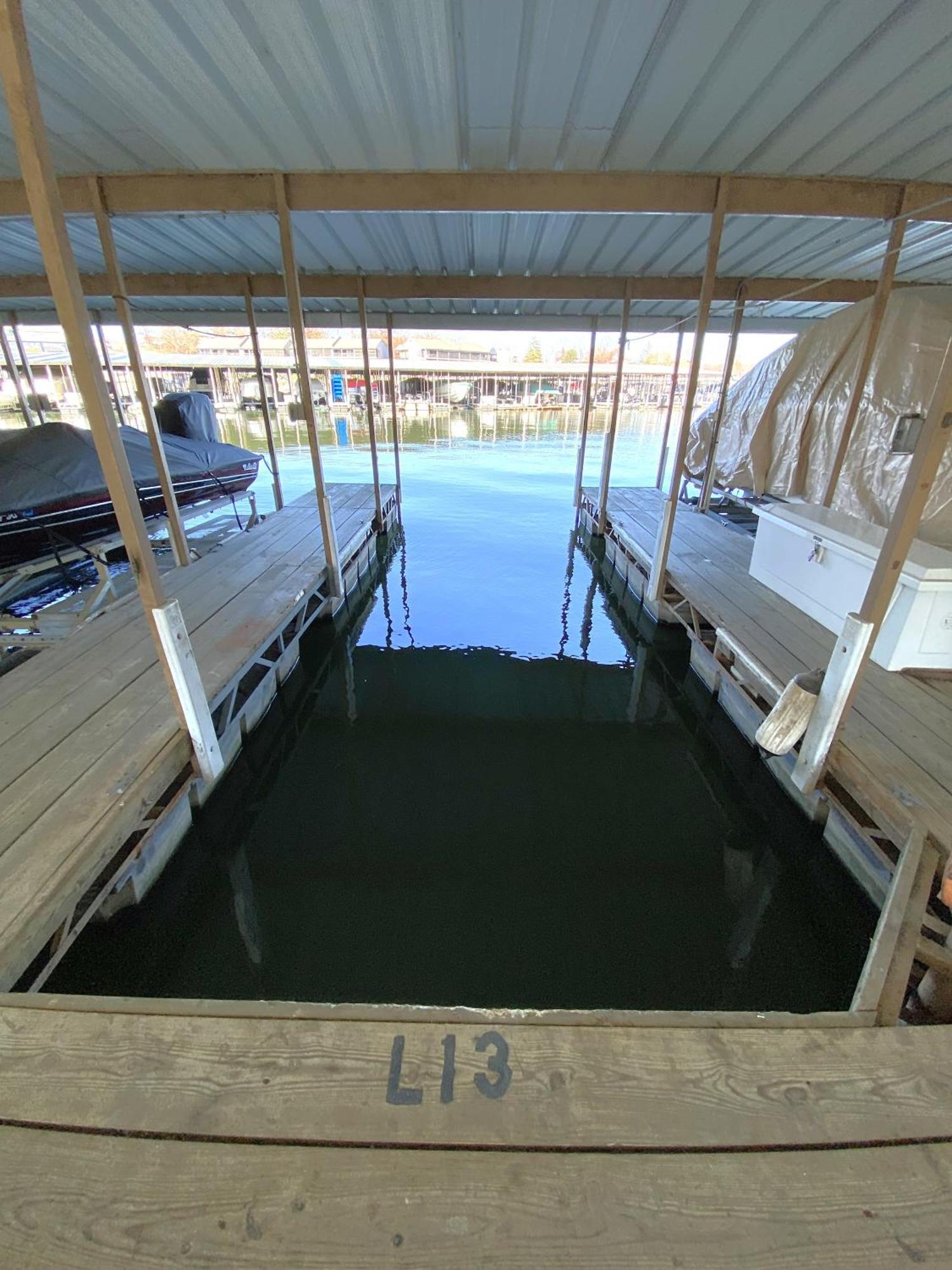B Lakefront! Remodeled, Boat Slip, Patio Views, Pool, Boat Ramp, Wifi Osage Beach Exterior photo